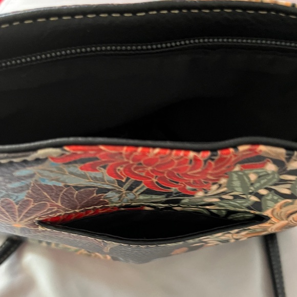 Multisac Black with Multicolor Flowers Crossbody Purse - Picture 9 of 12